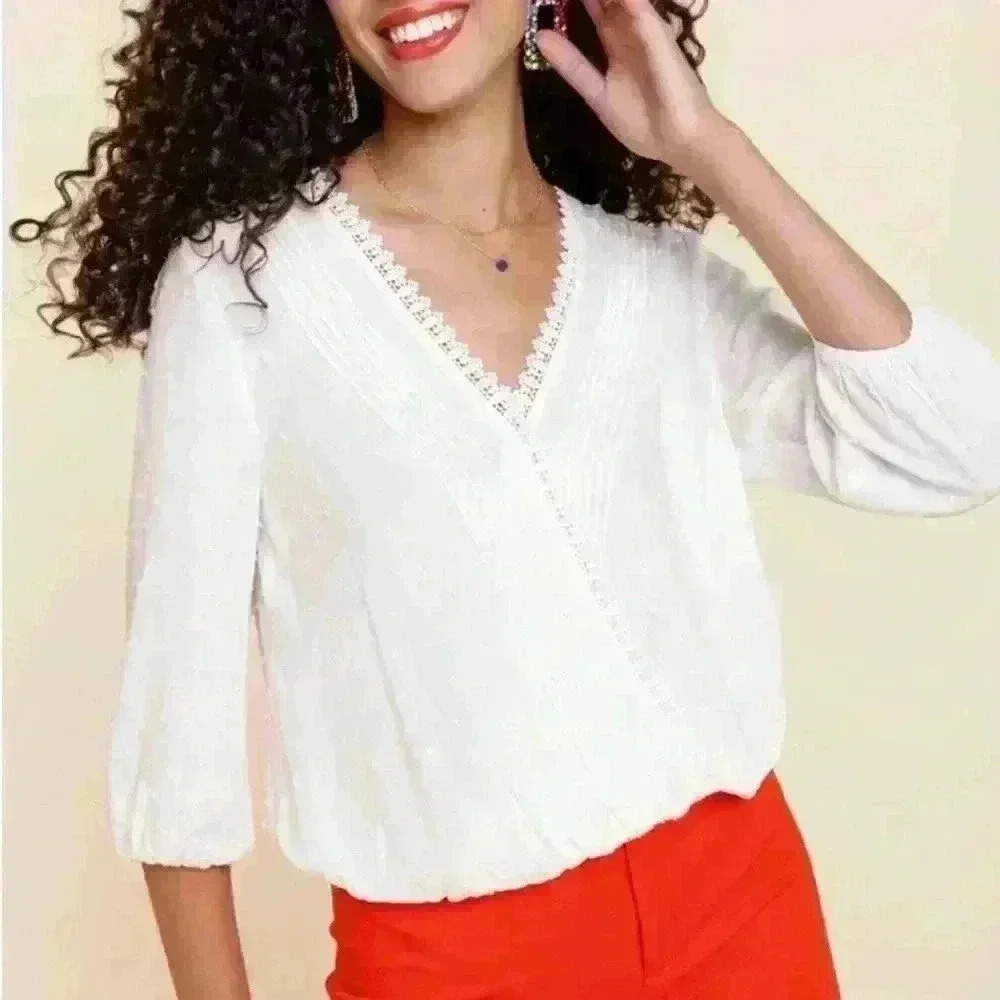Francesca’s Mi Ami White Clip Dot Surplice Blouse | Women’s Size Large Shirt